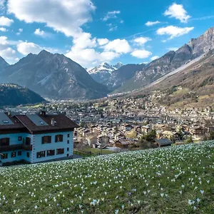 https://hotel-eira.it-lombardy.com