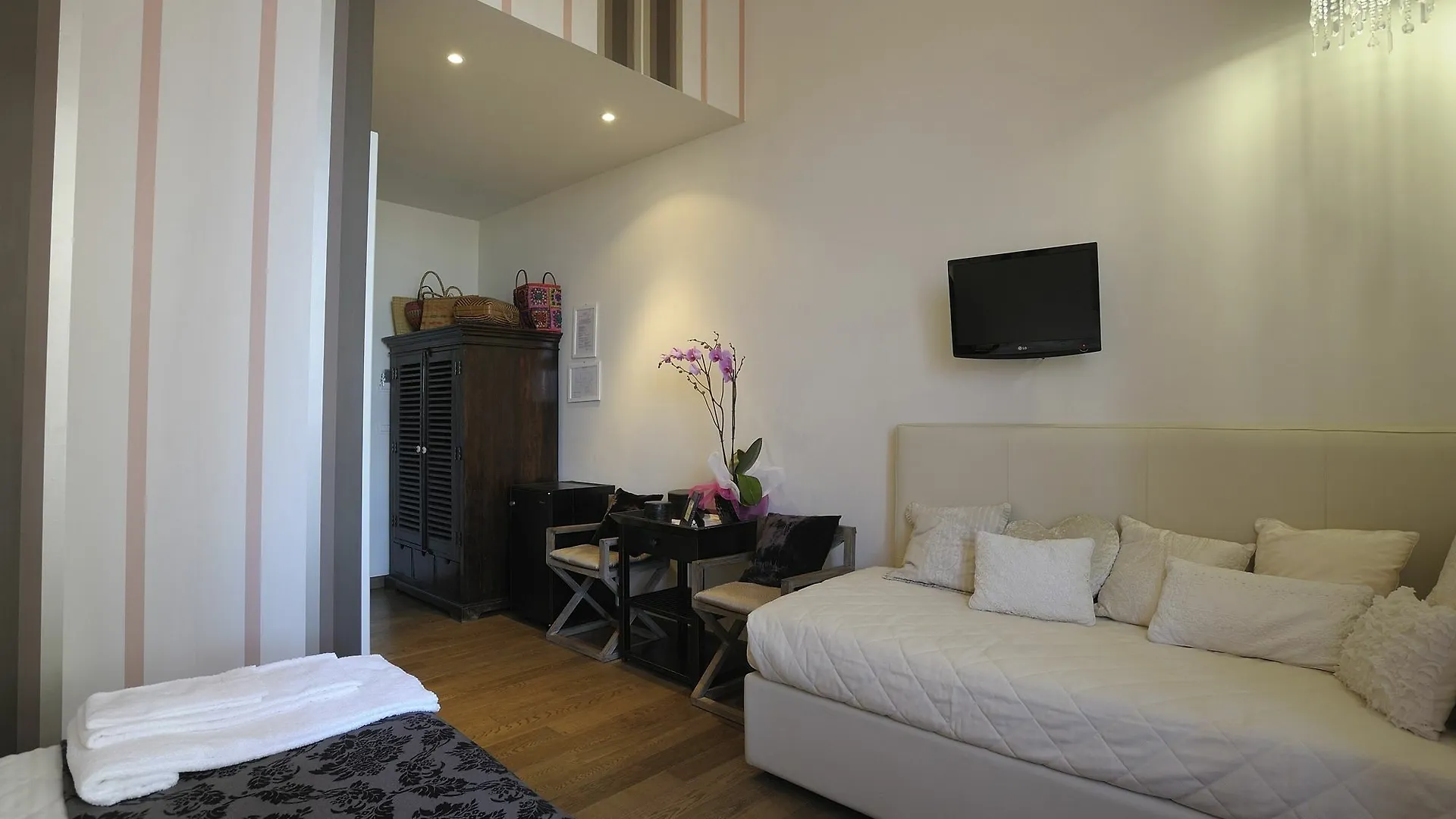 *** Bed & Breakfast Luxury B&B La Dimora Degli Angeli Italy
