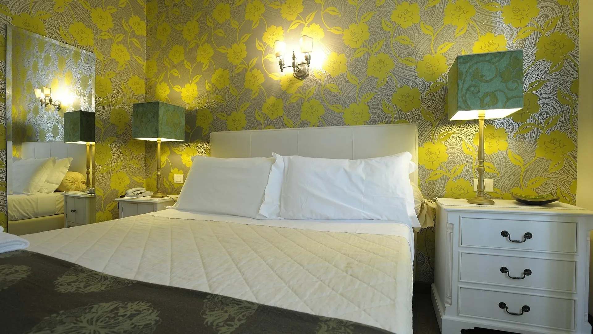 Luxury B&B La Dimora Degli Angeli 3*, Florence
